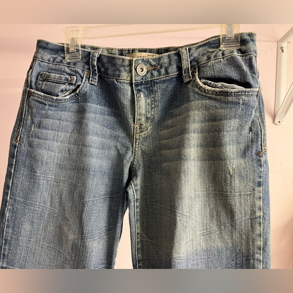 Aeropostale Chelsea Boot Cut Women’s Jeans, Size 9/10 Regular, Washed/Faded - Picture 8 of 10